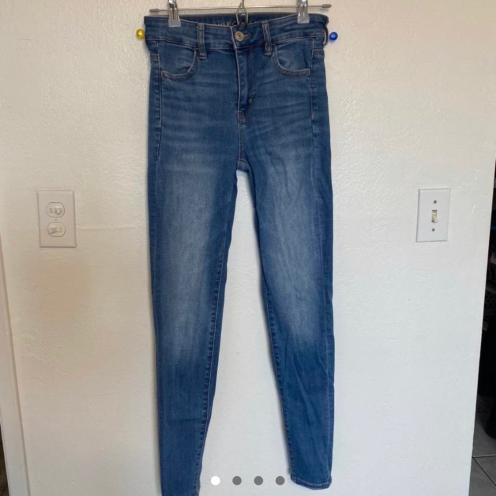 AMERICAN EAGLE JEGGINGS.